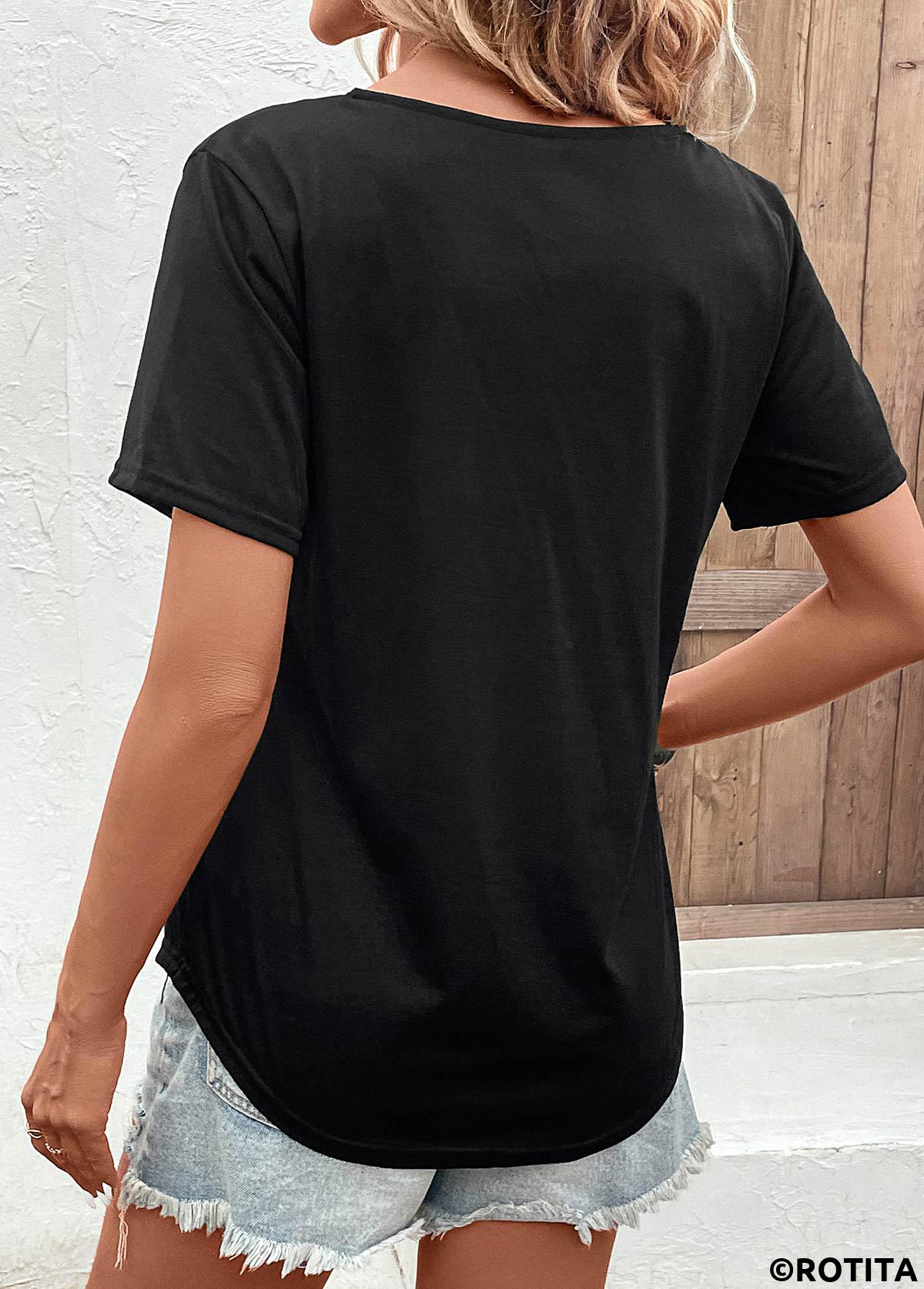 T-shirt noir à col en V et manches courtes