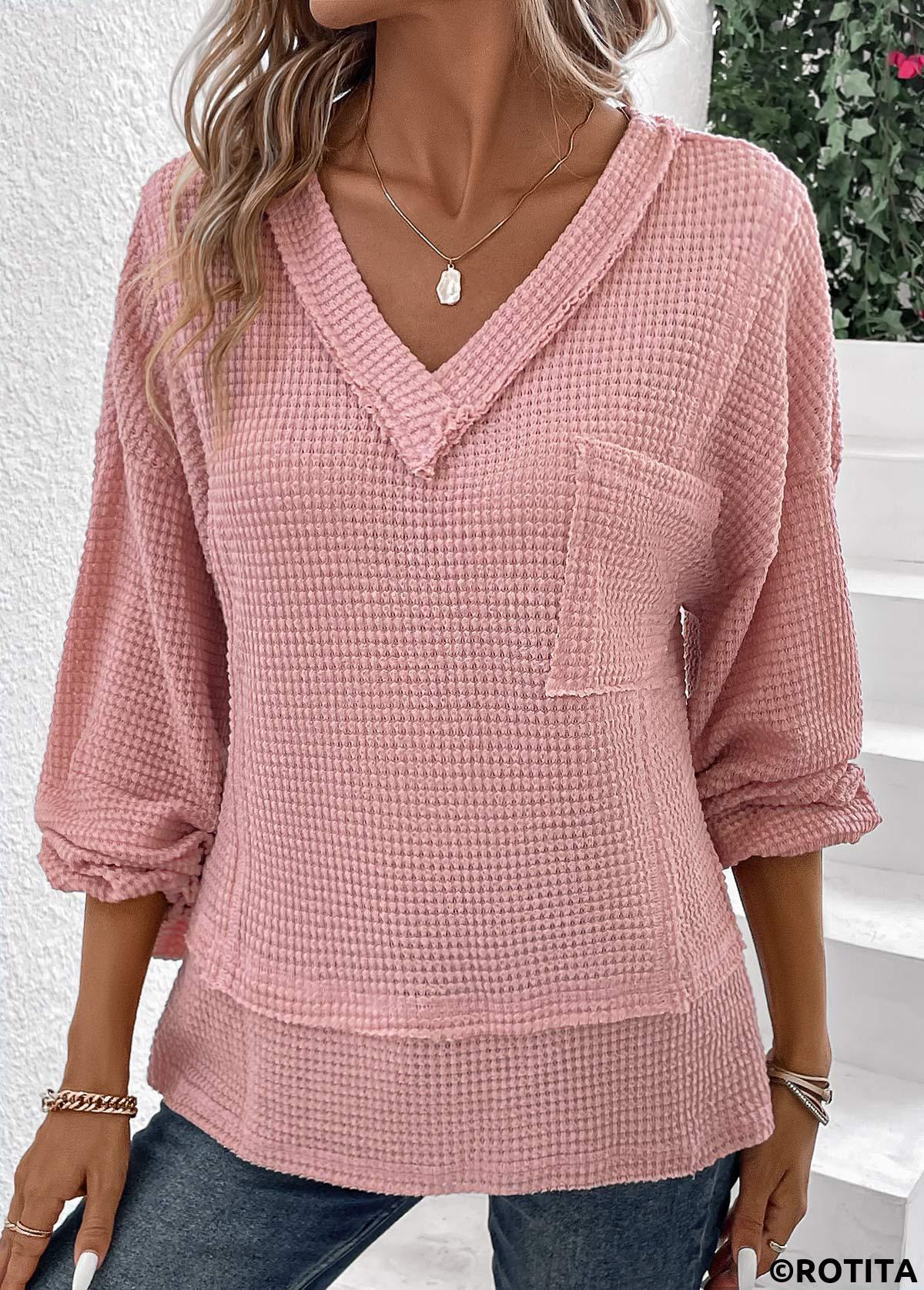 Rosa Patchwork-T-Shirt mit V-Ausschnitt und langen Ärmeln