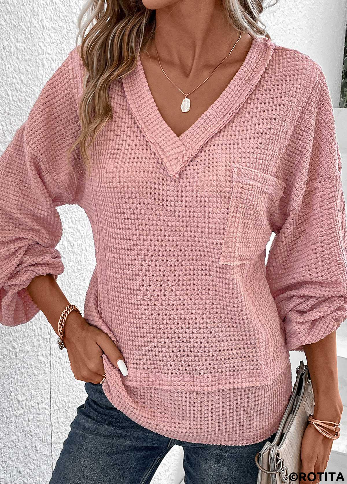 Rosa Patchwork-T-Shirt mit V-Ausschnitt und langen Ärmeln
