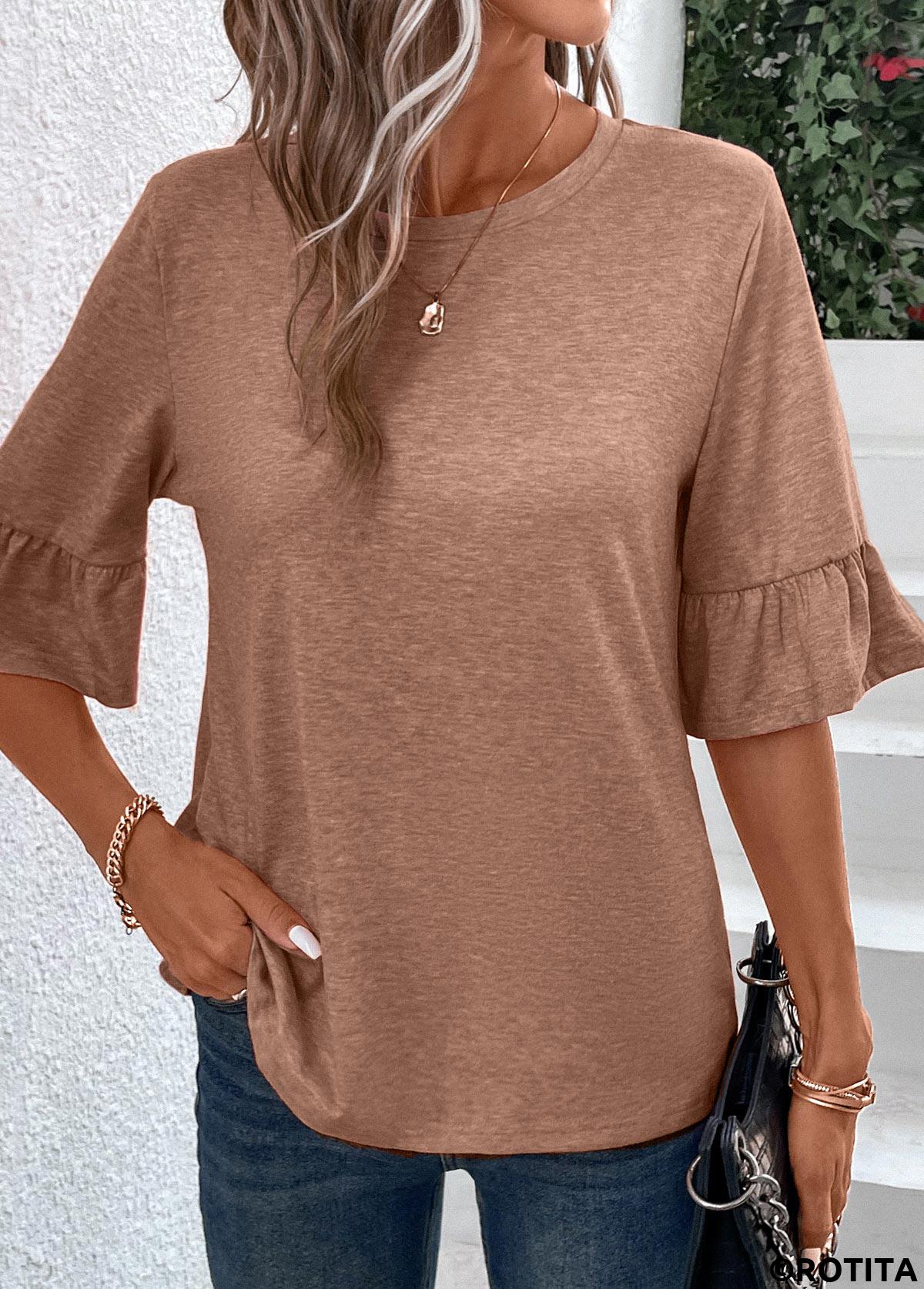 Hellkamelfarbenes Rundhals-T-Shirt mit Knöpfen