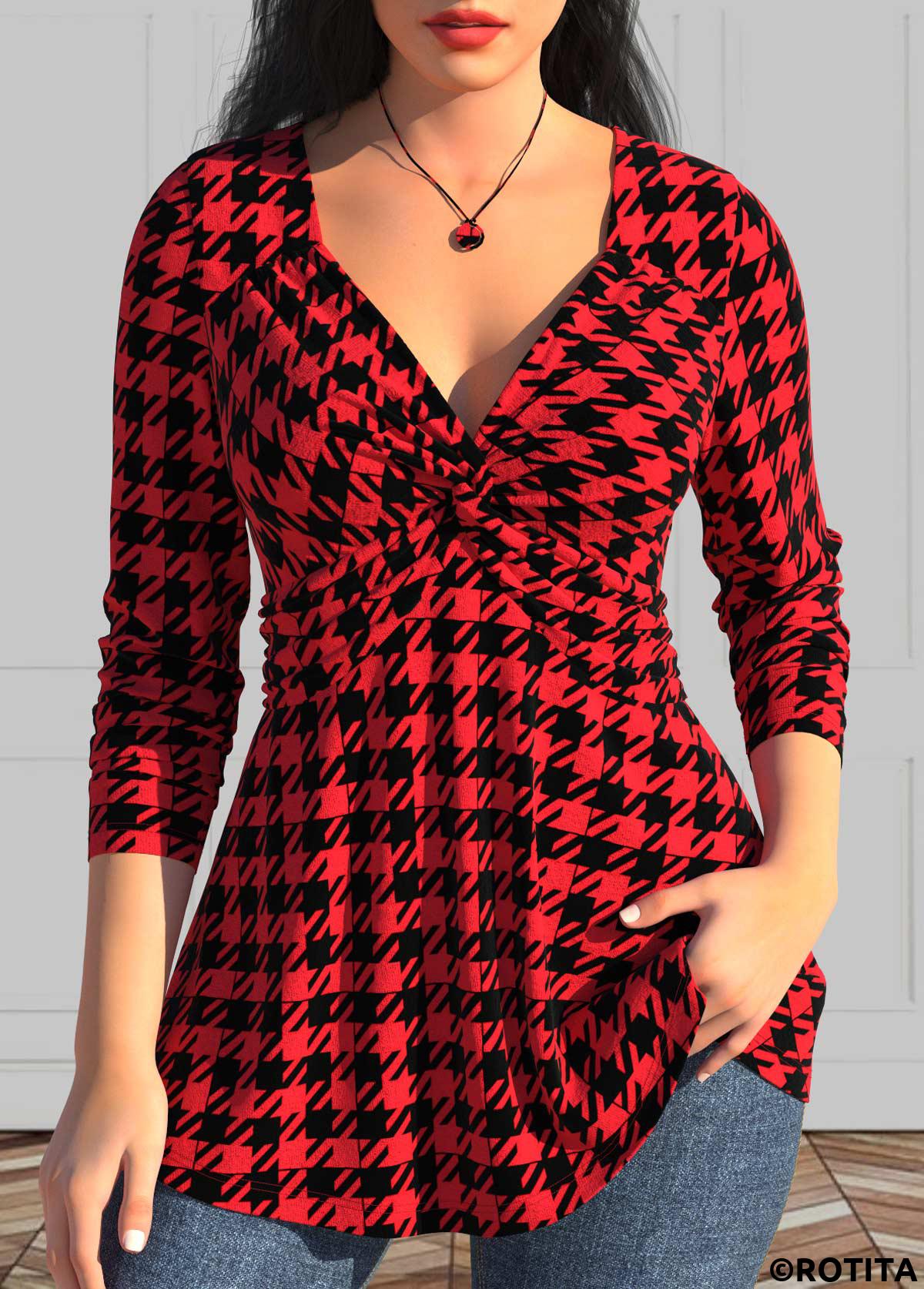 Red tops,Black tops,Geometric tops,Striped tops,Plaid tops,Houndstooth tops,ROTITA Twist Geometric Print Red Heart Collar T Shirt