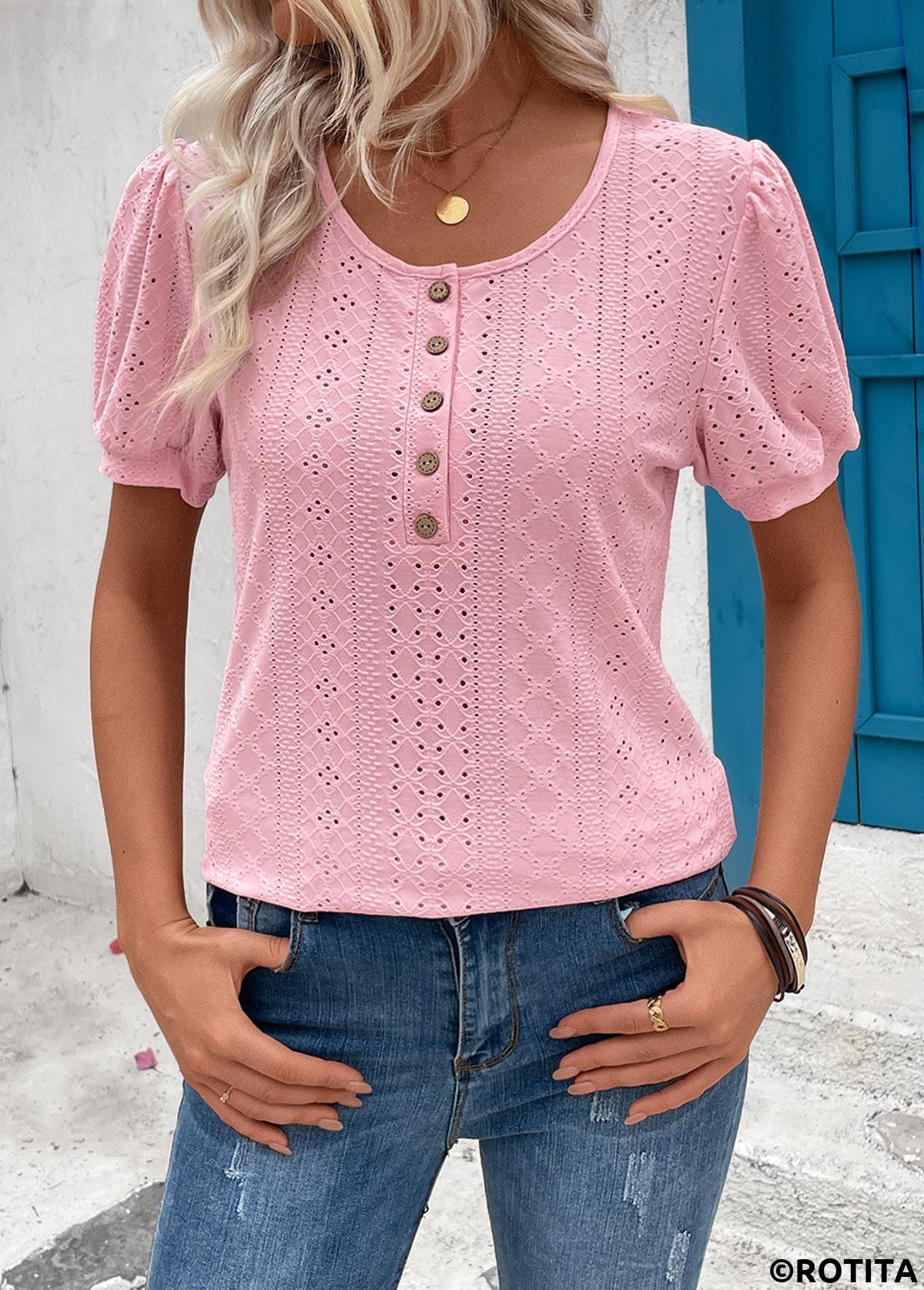 t-shirt rose à manches courtes et col rond