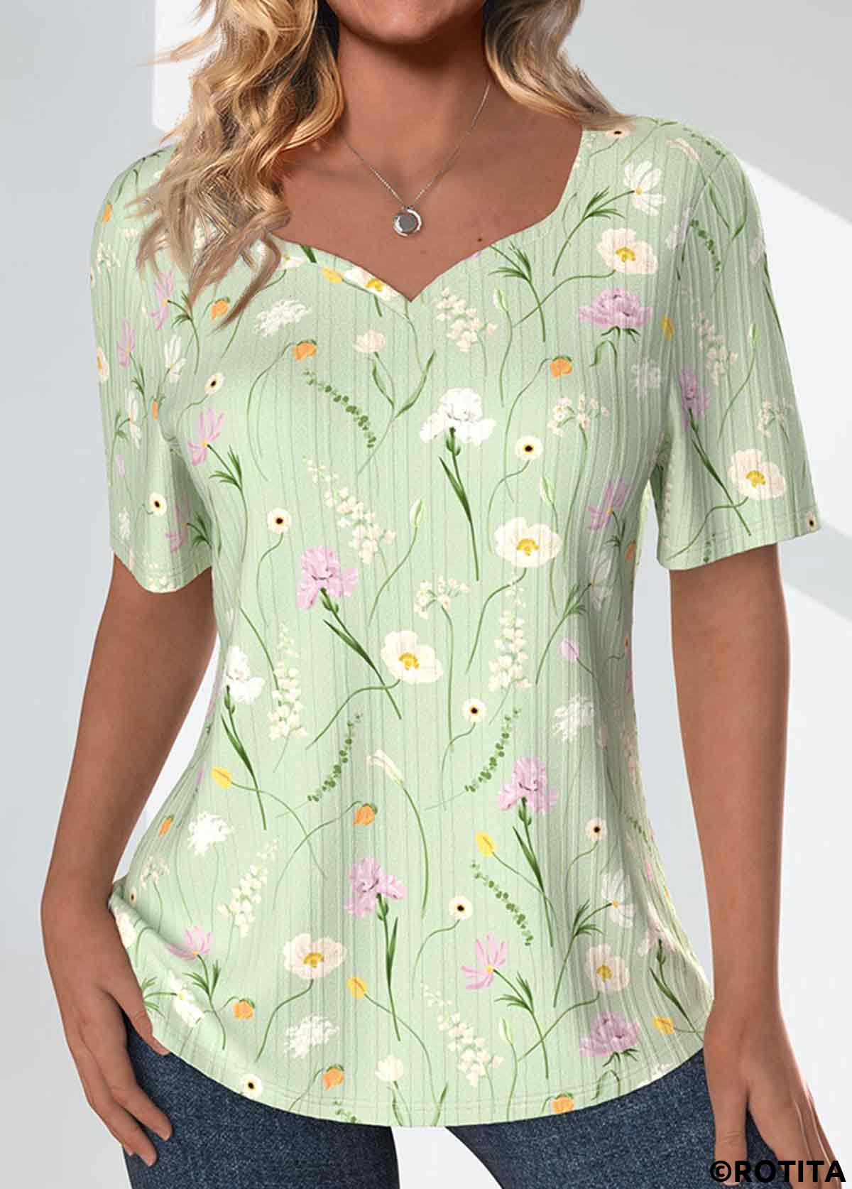 Light Green plus size,Floral plus size,Plants plus size,ROTITA Plus Size Textured Fabric Light Green T Shirt