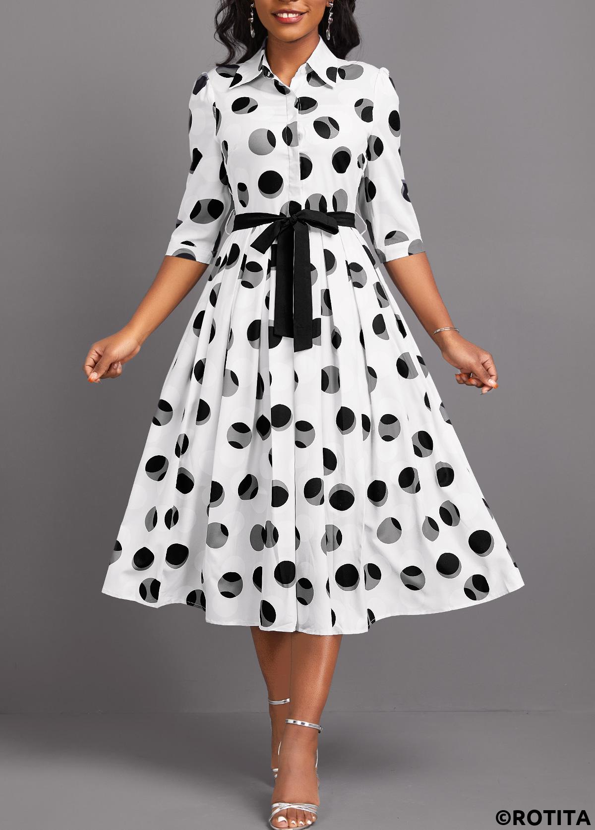 robe blanche ceinturée à imprimé géométrique et boutons rotita