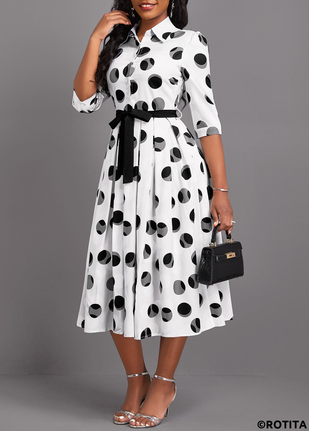robe blanche ceinturée à imprimé géométrique et boutons rotita