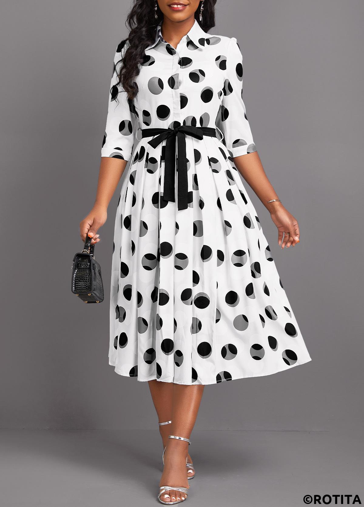 robe blanche ceinturée à imprimé géométrique et boutons rotita