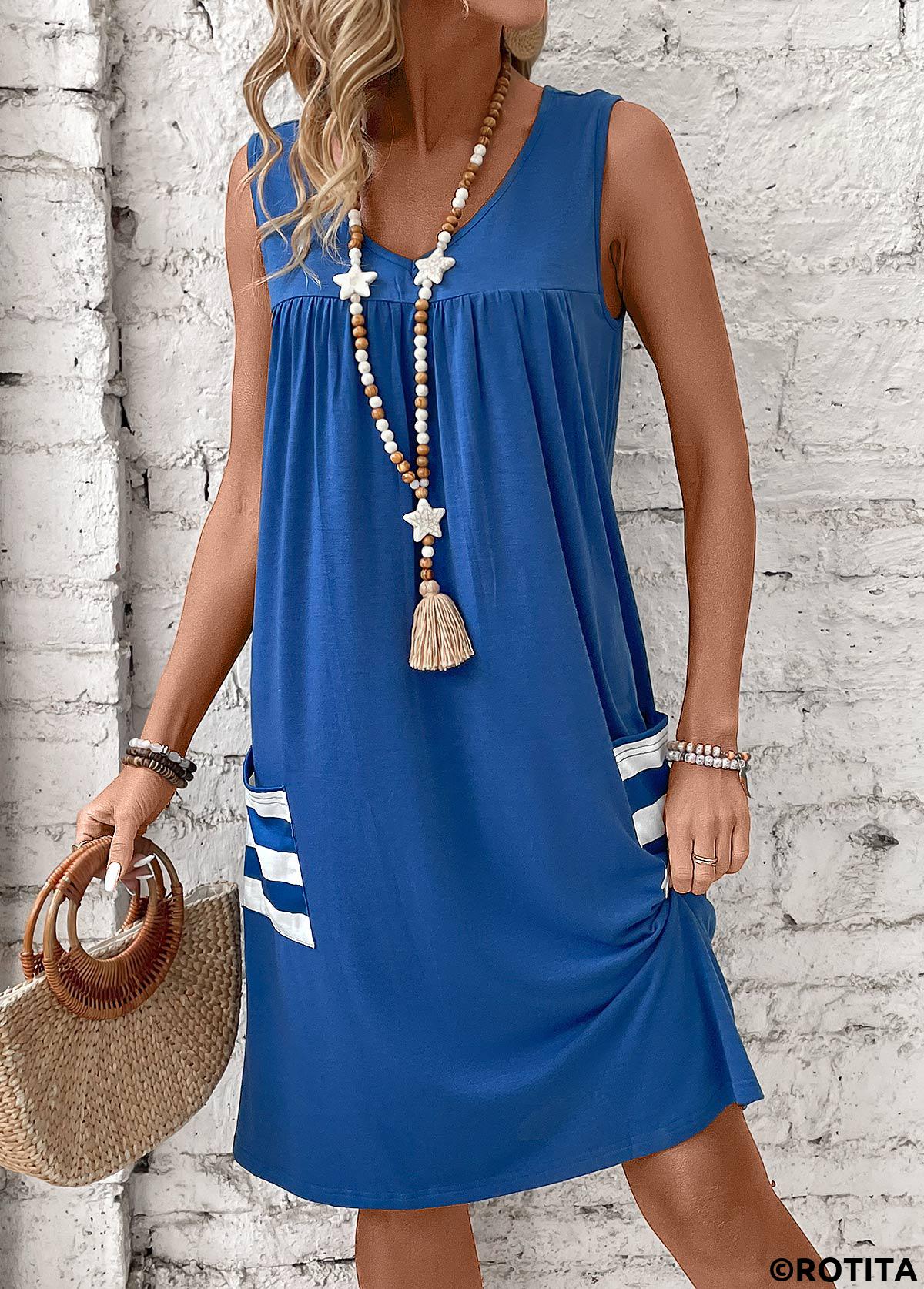 robe droite bleue sans manches à col en V et à rayures avec poches