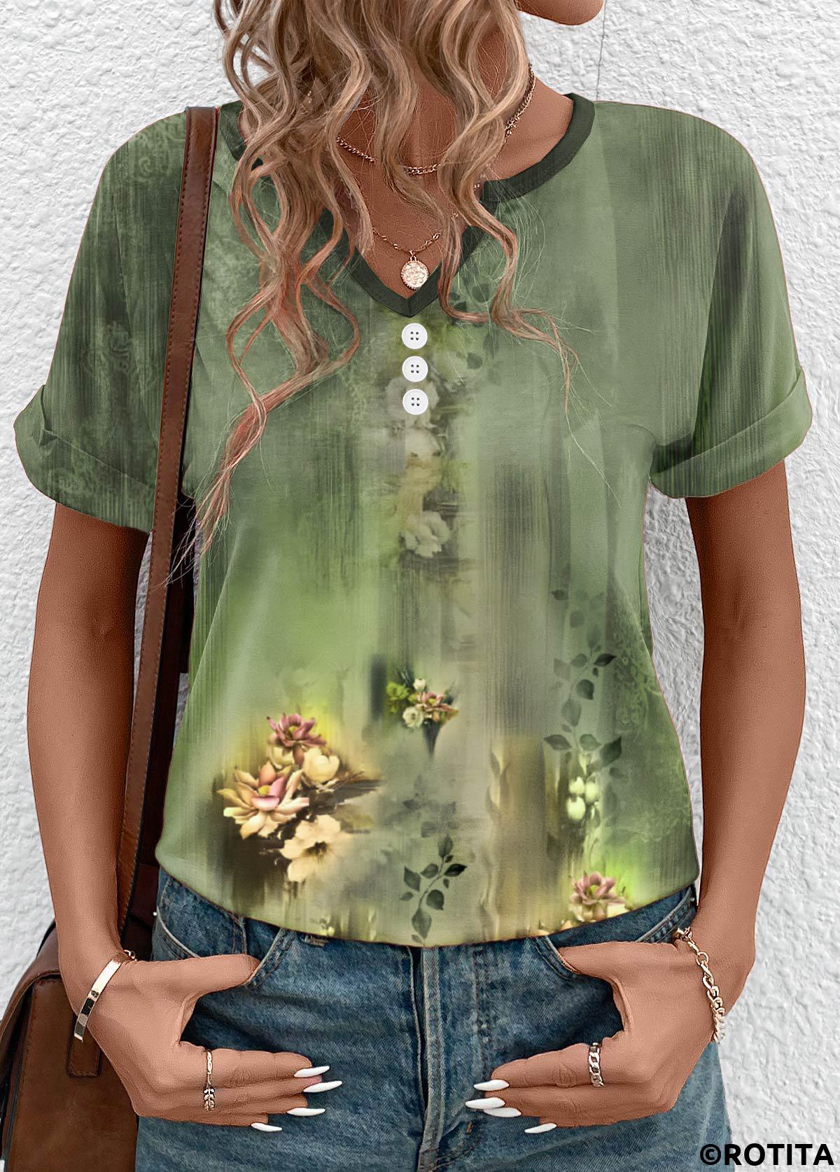 T-Shirt mit Schlitzkragen und Blumendruck in Salbeigrün