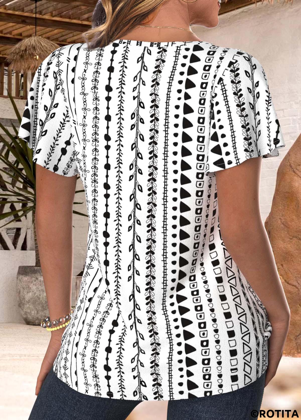 White tops,Geometric tops,Plants tops,Striped tops,ROTITA Scalloped Hem Geometric Print White V Neck T Shirt