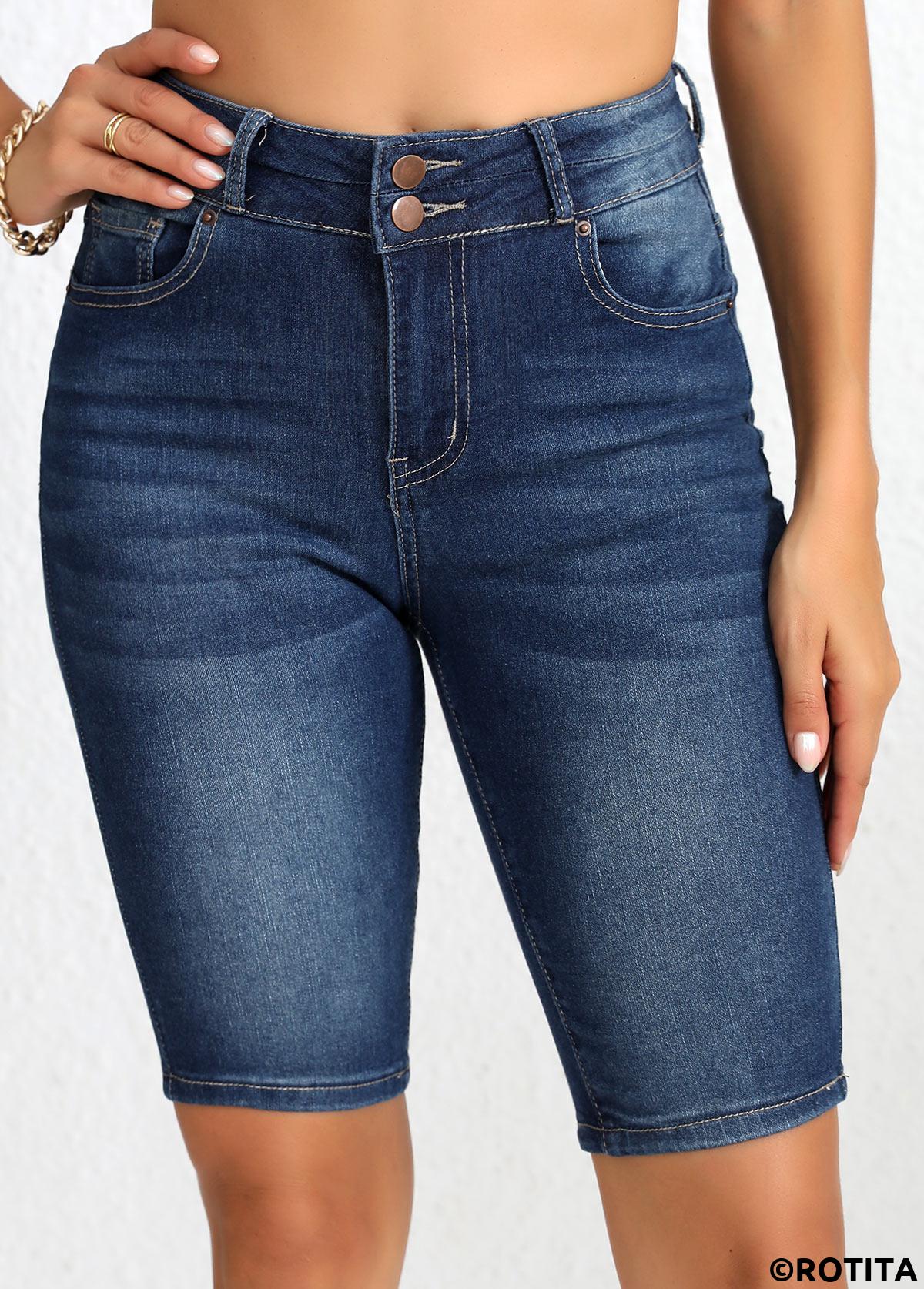 Enge Jeansshorts mit Knopfleiste und hoher Taille in Blau
