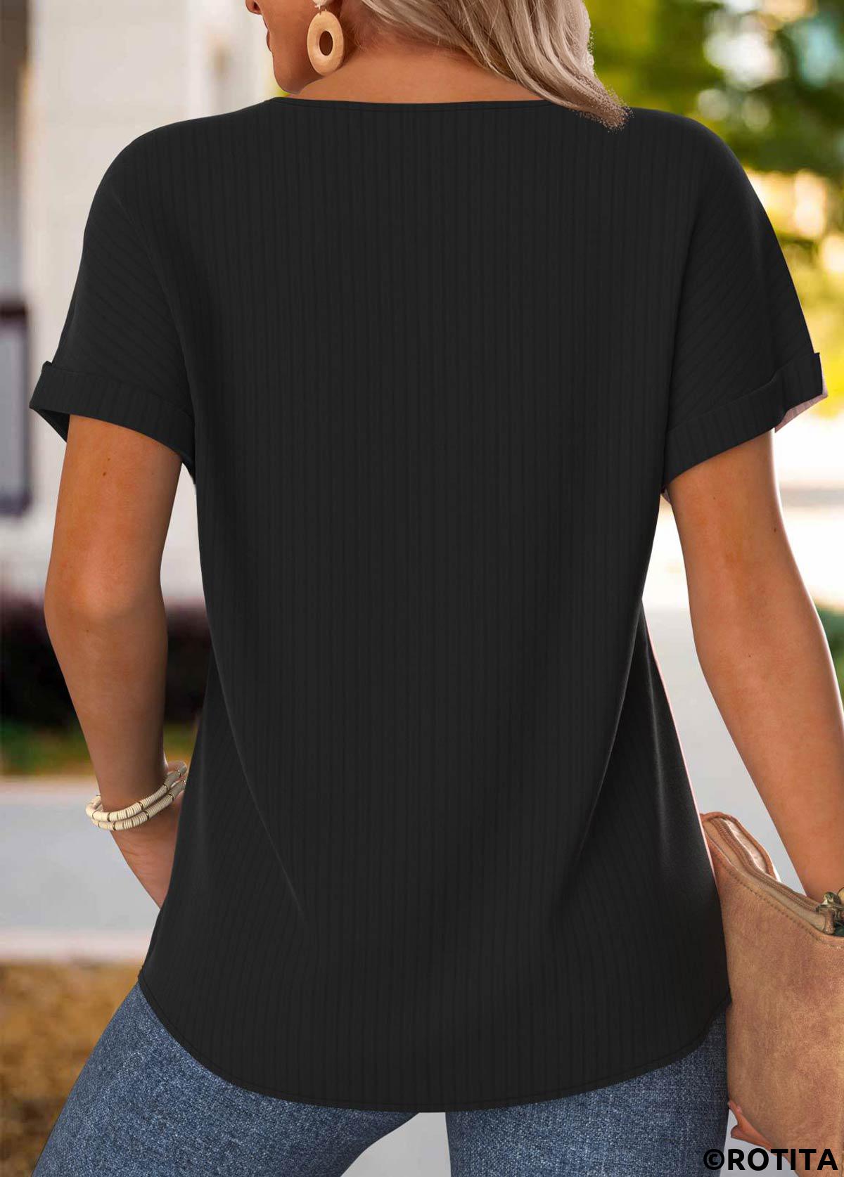 Rotita-Knopf hellrosa kurzärmliges Rundhals-T-Shirt