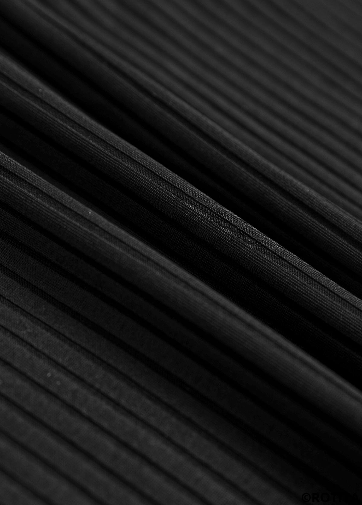 Black plus size,Tribal plus size,ROTITA Plus Size Surplice Feathers Print Black Tankini Set