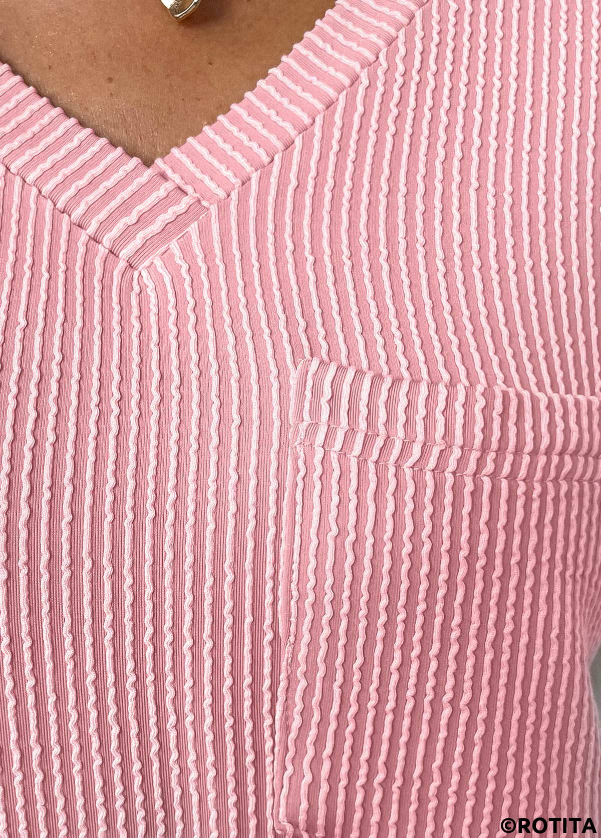 Rotita Jacquard – Hellrosa T-Shirt mit V-Ausschnitt und langen Ärmeln