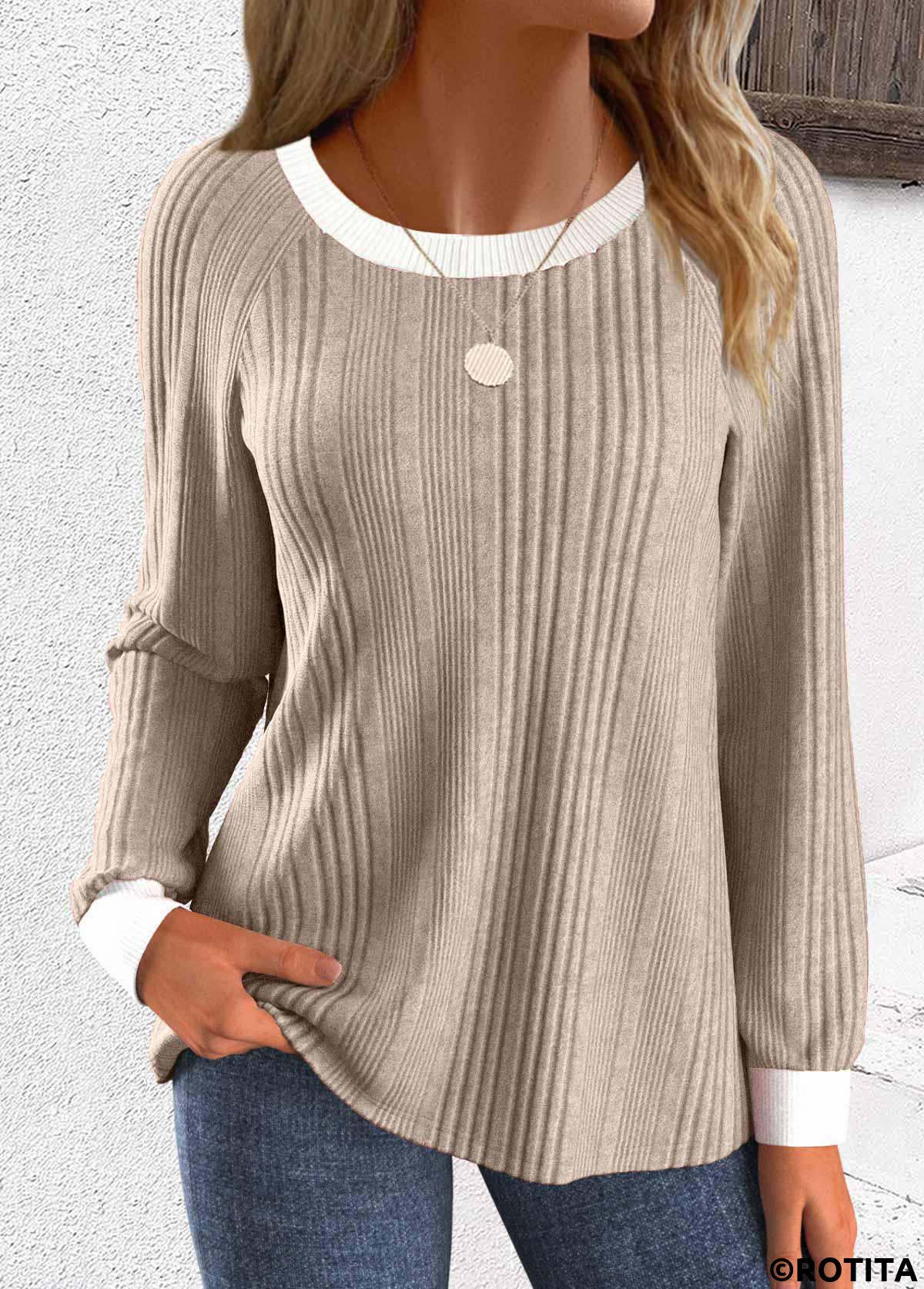 Rotita Patchwork-Sweatshirt mit Rundhalsausschnitt und langen Ärmeln in hellem Kaffeebraun