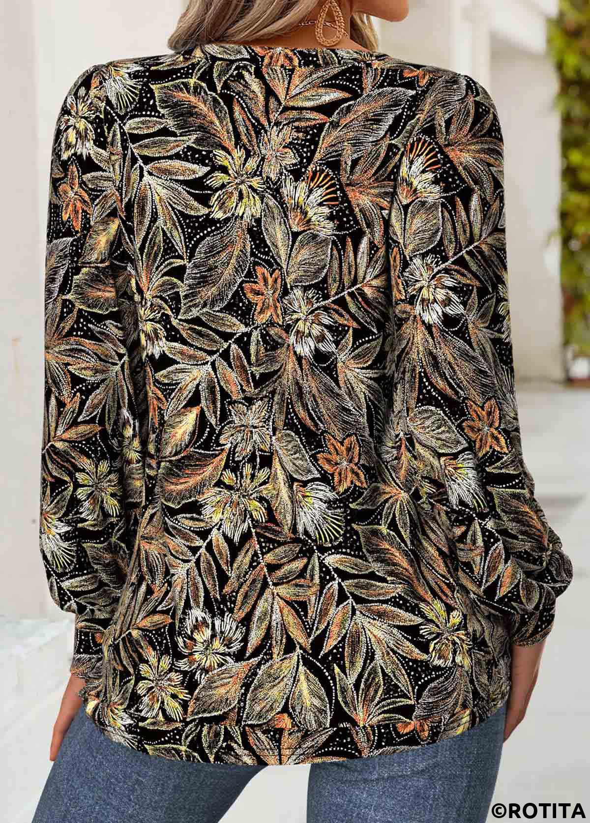 Black tops,Floral tops,Plants tops,ROTITA Tummy Coverage Floral Print Black V Neck T Shirt