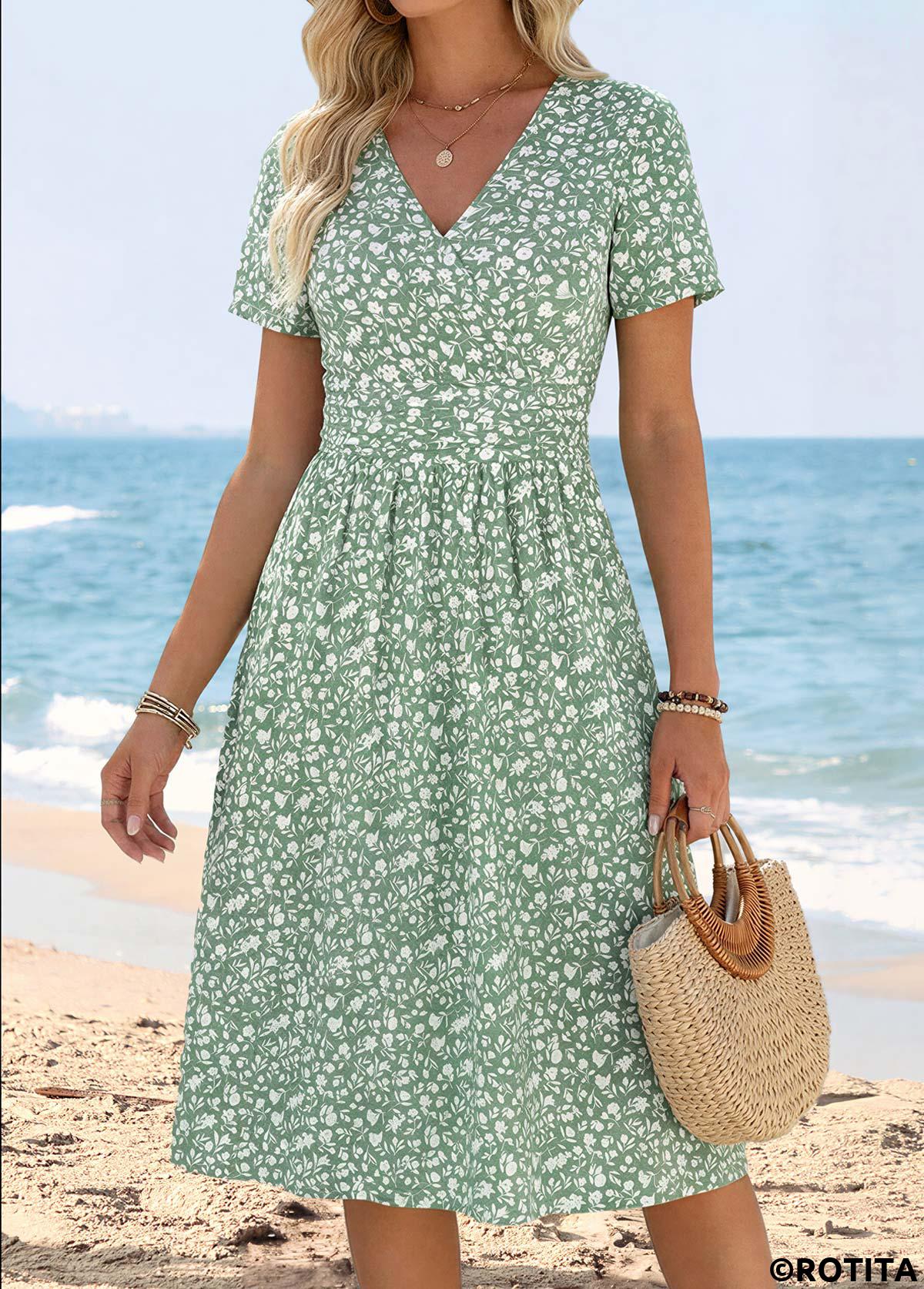 Light Green dresses,Ditsy Floral dresses,Vacation dresses,Vacation dresses,ROTITA Light Green Ditsy Floral Print Surplice V Neck Dress