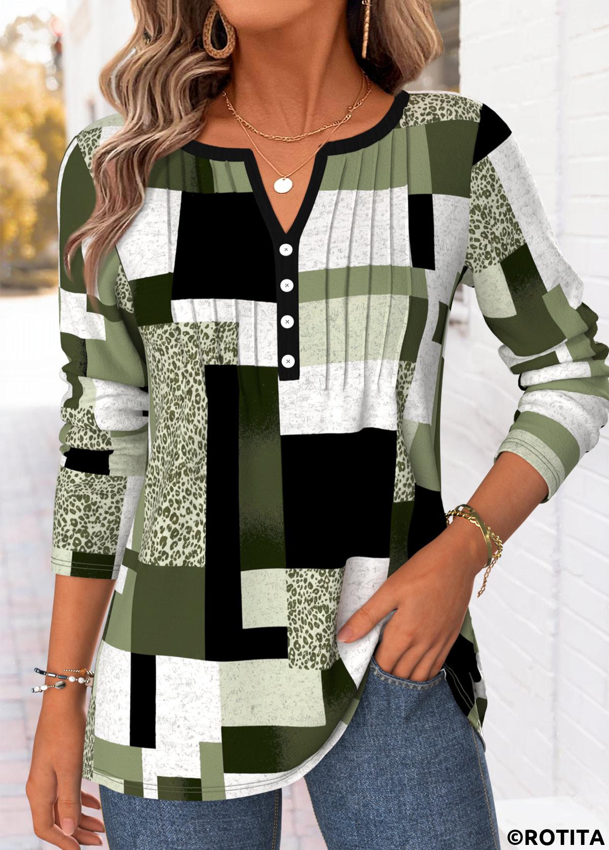 Green tops,Geometric tops,ROTITA Curved Hem Geometric Print Green Split Neck T Shirt
