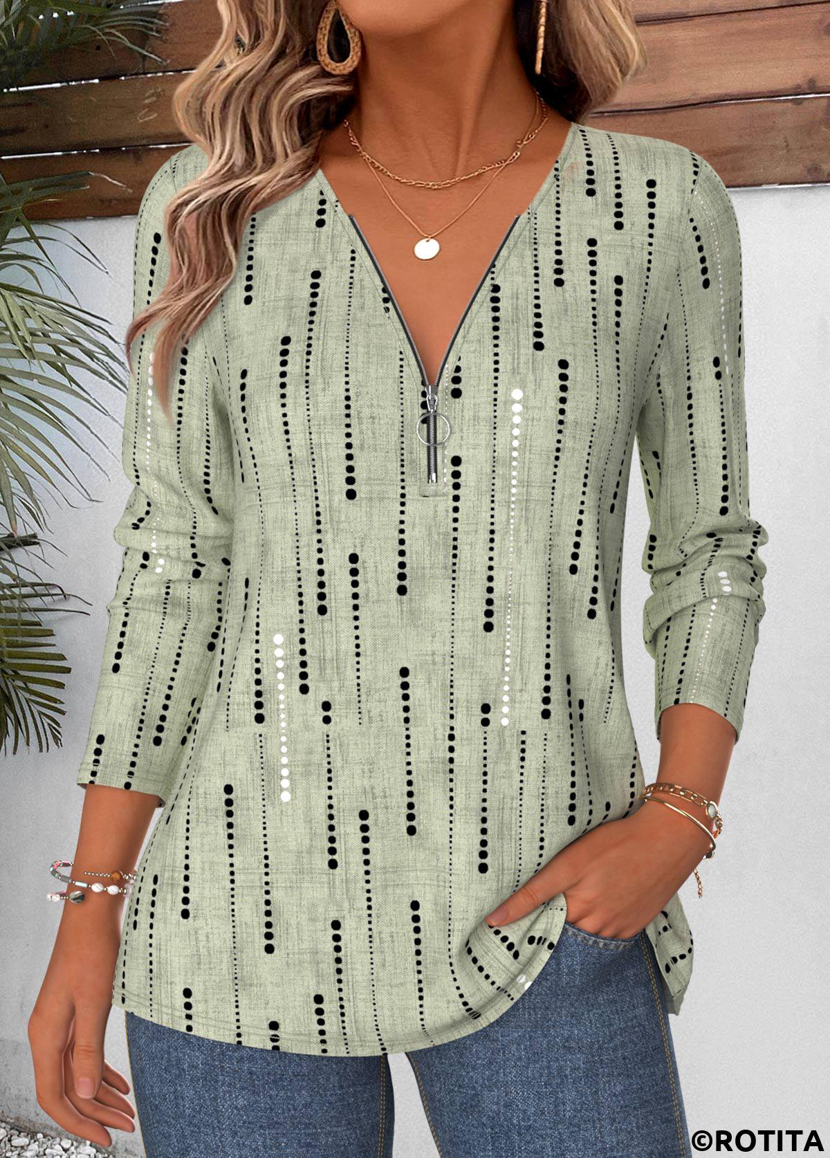 Sage Green tops,Geometric tops,ROTITA Curved Hem Geometric Print Sage Green T Shirt